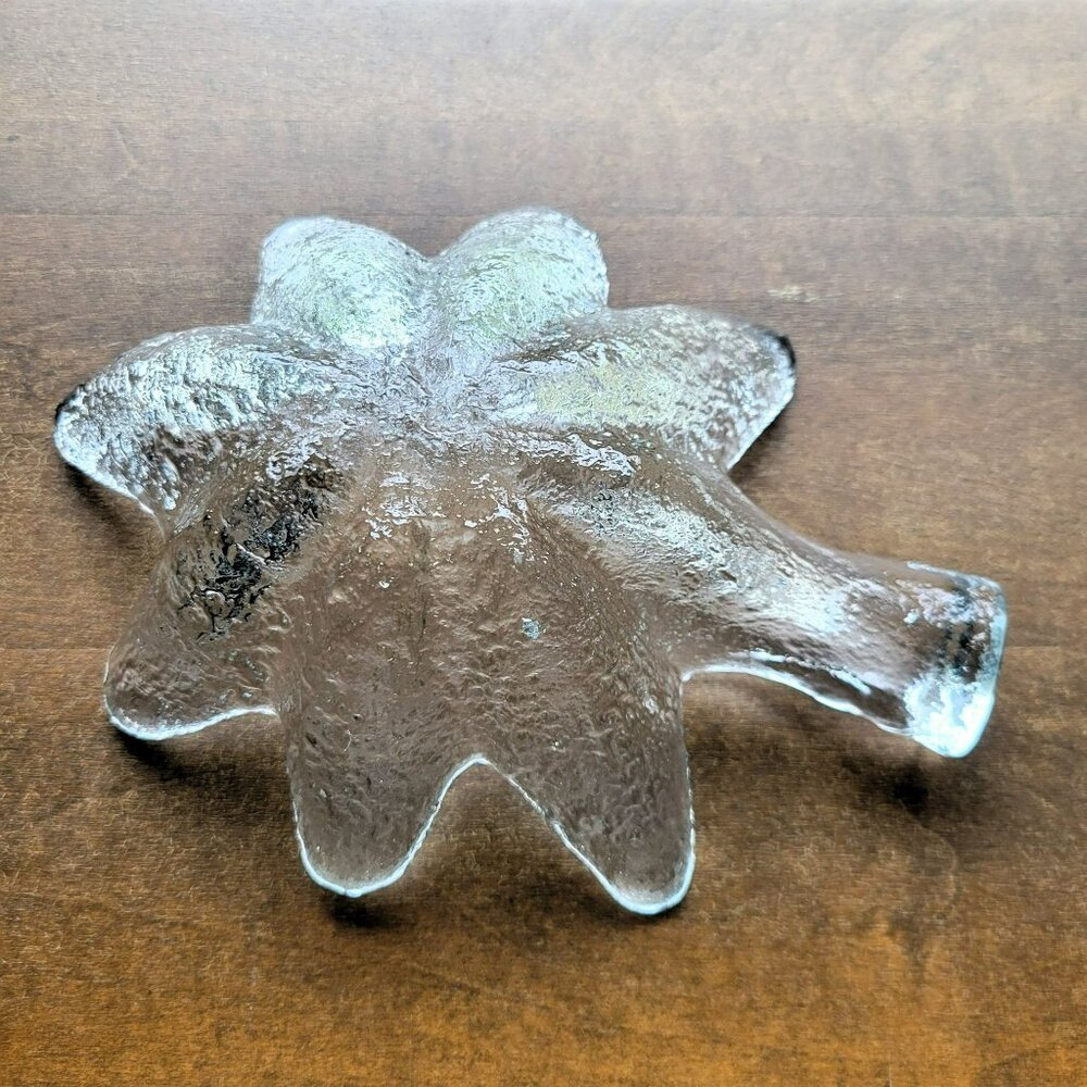 Vintage Blenko Leaf Shaped Clear Glass Centerpiece Bowl, Minor UV Reactive - Picture 3 of 8